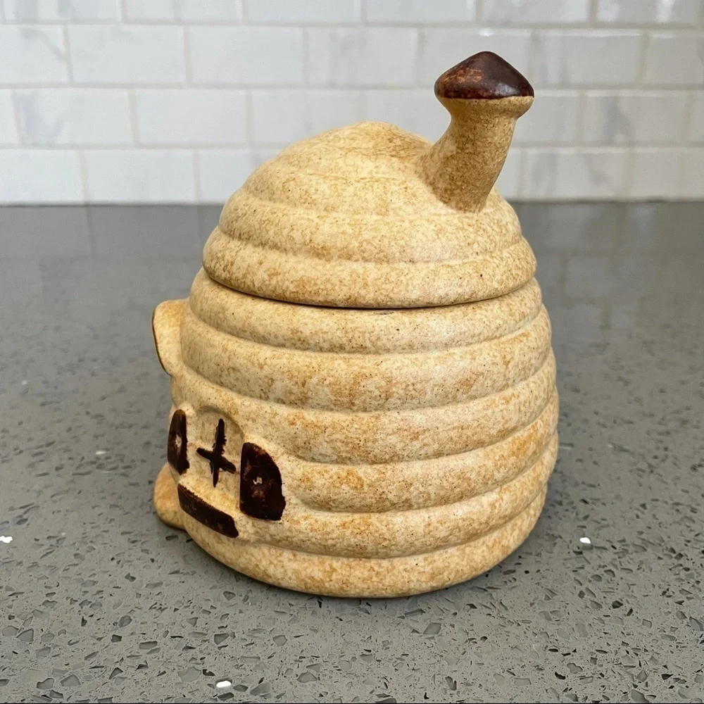 Pottery Craft add whimsical
